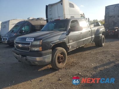 2005 CHEVROLET SILVERADO 3500 WORK 1GCJK33235F864509 - główne zdjęcie licytacji z USA - miniatura