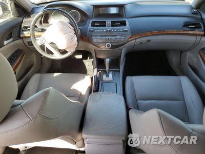 Zdjęcie 8 z 12 samochodu: 2012 HONDA ACCORD EXL VIN:1HGCP3F83CA030049 - miniatura