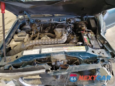 Zdjęcie 12 z 15 samochodu: 1996 FORD EXPLORER VIN:1FMDU34X4TUA32943 - miniatura