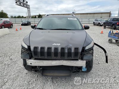 Piąte zdjęcie samochodu w środku: 2014 JEEP CHEROKEE LATITUDE VIN:1C4PJMCS3EW299603 - miniatura