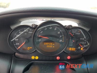 Zdjęcie 9 z 12 samochodu: 2001 PORSCHE BOXSTER VIN:WP0CA29831U626814 - miniatura