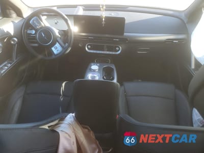 Zdjęcie 8 z 12 samochodu: 2023 GENESIS GV60 ADVANCED VIN:KMUKCDTC9PU014055 - miniatura
