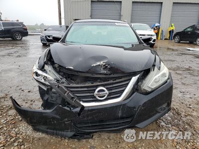 Piąte zdjęcie samochodu w środku: 2016 NISSAN ALTIMA 2.5 VIN:1N4AL3AP9GC164872 - miniatura