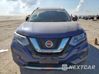 Piąte zdjęcie samochodu w środku: 2020 NISSAN ROGUE S VIN:JN8AT2MT4LW015778 - miniatura