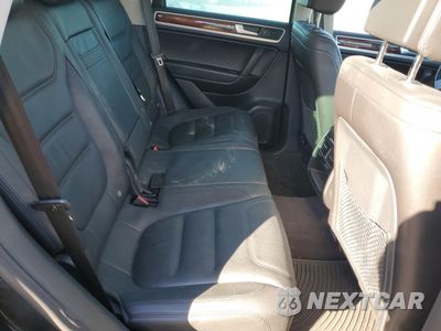 Zdjęcie 11 z 13 samochodu: 2013 VOLKSWAGEN TOUAREG V6 TDI VIN:WVGEP9BP8DD004176 - miniatura