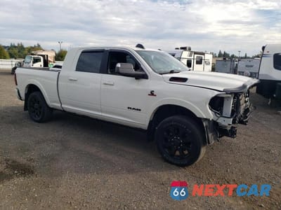 Czwarte zdjęcie samochodu z boku: 2021 RAM 3500 LARAMIE VIN:3C63R3ML1MG651011 - miniatura