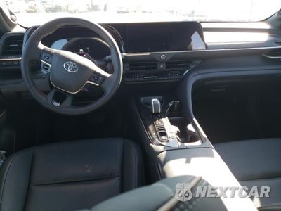 Zdjęcie 8 z 12 samochodu: 2025 TOYOTA CROWN XLE VIN:JTDAAAAFXS3038105 - miniatura