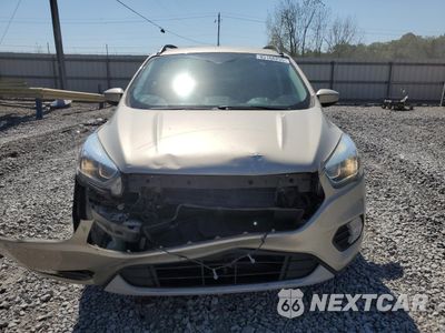 Piąte zdjęcie samochodu w środku: 2017 FORD ESCAPE SE VIN:1FMCU0GD4HUD65033 - miniatura
