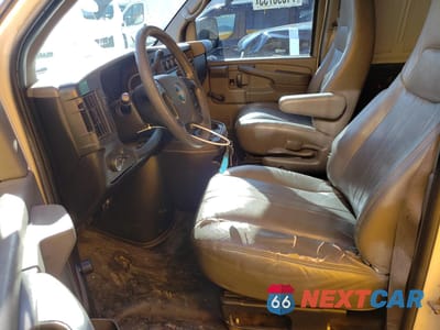 Zdjęcie 7 z 13 samochodu: 2012 GMC SAVANA G1500 VIN:1GTS7AFX1C1185334 - miniatura