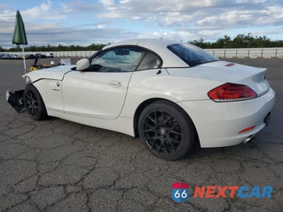 Drugie zdjęcie samochodu z przodu: 2009 BMW Z4 SDRIVE35I VIN:WBALM73599E381751 - miniatura