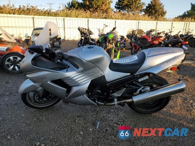 Trzecie zdjęcie samochodu z tyłu: 2008 KAWASAKI ZX1400 C VIN:JKBZXNC118A000489 - miniatura