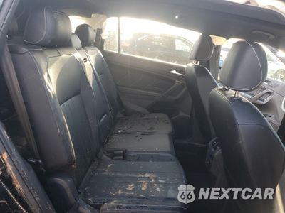 Zdjęcie 11 z 16 samochodu: 2024 VOLKSWAGEN TIGUAN SE R-LINE BLACK VIN:3VVCB7AXXRM225694 - miniatura
