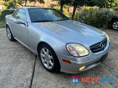 Drugie zdjęcie samochodu z przodu: 2001 MERCEDES-BENZ SLK 230 KOMPRESSOR VIN:WDBKK49F31F234132 - miniatura