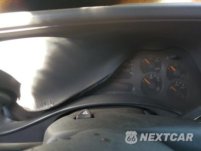 Zdjęcie 9 z 13 samochodu: 2003 GMC NEW SIERRA K3500 VIN:1GTJK33193F155281 - miniatura