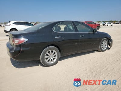 Trzecie zdjęcie samochodu z tyłu: 2002 LEXUS ES 300 VIN:JTHBF30G520048679 - miniatura