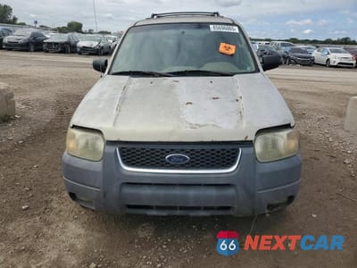 Piąte zdjęcie samochodu w środku: 2004 FORD ESCAPE XLT VIN:1FMYU03184KA27318 - miniatura
