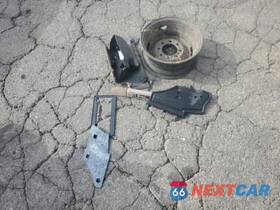 Zdjęcie 13 z 14 samochodu: 1999 CHEVROLET SUBURBAN K1500 VIN:3GNFK16R7XG129897 - miniatura