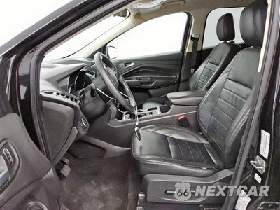 Zdjęcie 7 z 13 samochodu: 2019 FORD ESCAPE SE VIN:1FMCU0GD3KUC03207 - miniatura