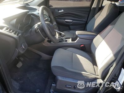 Zdjęcie 7 z 14 samochodu: 2017 FORD ESCAPE SE VIN:1FMCU9GD1HUA17713 - miniatura