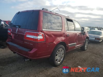 Trzecie zdjęcie samochodu z tyłu: 2013 LINCOLN NAVIGATOR VIN:5LMJJ2J55DEL07382 - miniatura