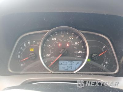 Zdjęcie 9 z 12 samochodu: 2015 TOYOTA RAV4 XLE VIN:JTMWFREVXFD068910 - miniatura