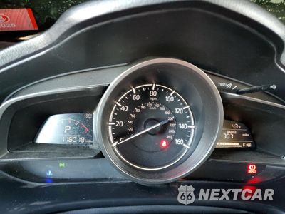 Zdjęcie 9 z 13 samochodu: 2018 MAZDA 3 SPORT VIN:3MZBN1K79JM175370 - miniatura