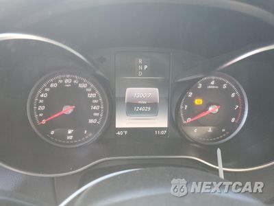 Zdjęcie 9 z 13 samochodu: 2018 MERCEDES-BENZ C 300 VIN:55SWF4JB5JU234653 - miniatura