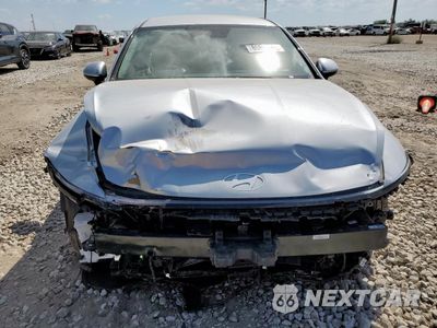 Piąte zdjęcie samochodu w środku: 2025 HYUNDAI SONATA HYBRID VIN:KMHL34JJ6SA124222 - miniatura