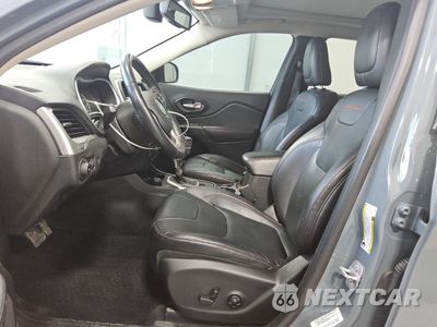 Zdjęcie 7 z 15 samochodu: 2014 JEEP CHEROKEE TRAILHAWK VIN:1C4PJMBS8EW201876 - miniatura
