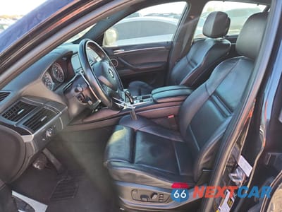 Zdjęcie 7 z 13 samochodu: 2012 BMW X6 M VIN:5YMGZ0C5XCLL29682 - miniatura