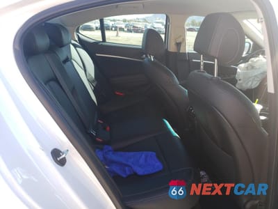 Zdjęcie 10 z 12 samochodu: 2022 GENESIS G70 BASE VIN:KMTG34TA9NU097086 - miniatura