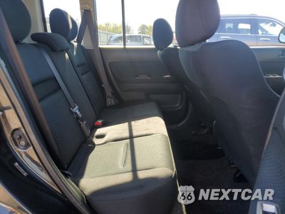 Zdjęcie 10 z 14 samochodu: 2006 TOYOTA SCION XB VIN:JTLKT324064115947 - miniatura