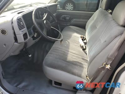 Zdjęcie 7 z 14 samochodu: 1998 CHEVROLET GMT-400 C1500 VIN:1GCEC14W1WZ271803 - miniatura