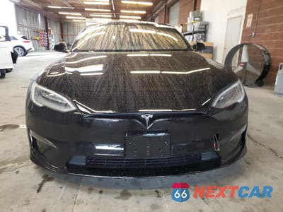 Piąte zdjęcie samochodu w środku: 2021 TESLA MODEL S VIN:5YJSA1E60MF443426 - miniatura