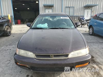Piąte zdjęcie samochodu w środku: 1997 HONDA ACCORD SE VIN:1HGCD5609VA041204 - miniatura