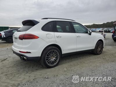 Trzecie zdjęcie samochodu z tyłu: 2017 PORSCHE CAYENNE SE HYBRID PLATINUM VIN:WP1AE2A27HLA70329 - miniatura