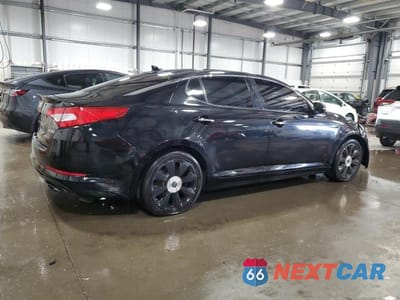 Trzecie zdjęcie samochodu z tyłu: 2011 KIA OPTIMA SX TURBO VIN:KNAGR4A61B5155271 - miniatura