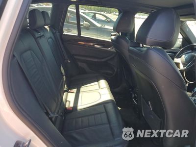 Zdjęcie 11 z 13 samochodu: 2018 BMW X3 XDRIVE30I VIN:5UXTR9C5XJLC81160 - miniatura