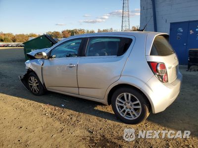 Drugie zdjęcie samochodu z przodu: 2013 CHEVROLET SONIC LT VIN:1G1JC6SG5D4129822 - miniatura