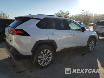 Trzecie zdjęcie samochodu z tyłu: 2024 TOYOTA RAV4 LIMITED VIN:2T3N1RFV4RW485746 - miniatura