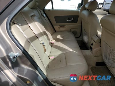 Zdjęcie 10 z 14 samochodu: 2007 CADILLAC CTS VIN:1G6DM57T270130068 - miniatura