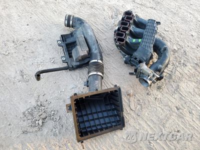 Zdjęcie 12 z 13 samochodu: 2012 NISSAN XTERRA OFF ROAD VIN:5N1AN0NU2CC505778 - miniatura