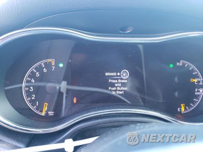 Zdjęcie 9 z 13 samochodu: 2017 JEEP GRAND CHEROKEE LAREDO VIN:1C4RJFAG9HC946708 - miniatura