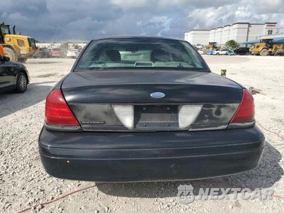 Zdjęcie 6 z 11 samochodu: 2004 FORD CROWN VICTORIA VIN:2FAFP73W94X143850 - miniatura