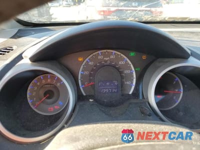 Zdjęcie 9 z 12 samochodu: 2011 HONDA FIT SPORT VIN:JHMGE8G53BS011726 - miniatura