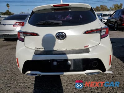 Zdjęcie 6 z 12 samochodu: 2019 TOYOTA COROLLA HATCHBACK SE VIN:JTNK4RBE2K3043861 - miniatura