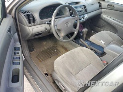Zdjęcie 8 z 13 samochodu: 2003 TOYOTA CAMRY LE VIN:4T1BE32K73U778721 - miniatura