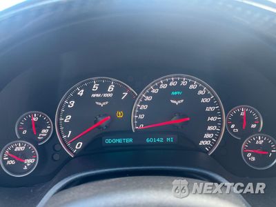 Zdjęcie 6 z 10 samochodu: 2005 CHEVROLET CORVETTE VIN:1G1YY24U955119527 - miniatura