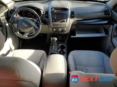 Zdjęcie 8 z 12 samochodu: 2014 KIA SORENTO LX VIN:5XYKT4A69EG437023 - miniatura