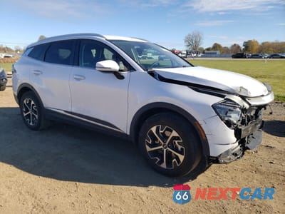 Czwarte zdjęcie samochodu z boku: 2024 KIA SPORTAGE EX VIN:5XYK3CDF5RG188795 - miniatura